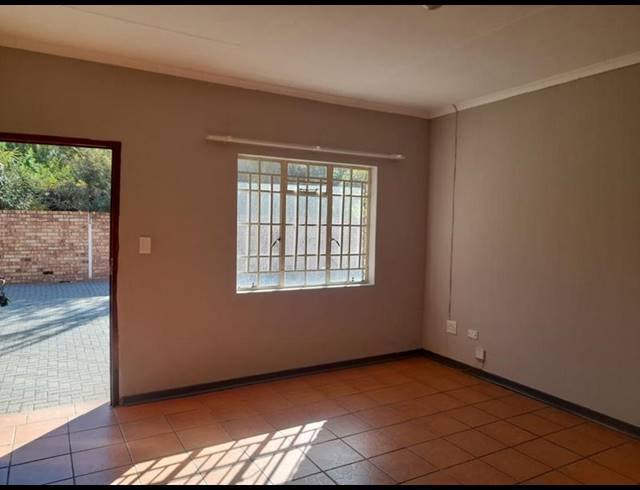 2 BEDROOM CLUSTER FOR SALE IN STANDERTON CENTRAL